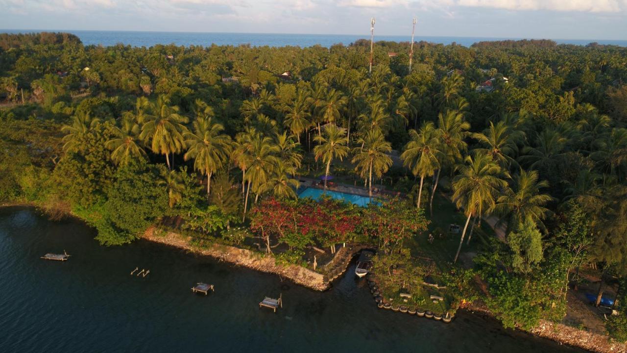 Riviera Resort Batticaloa Exterior photo
